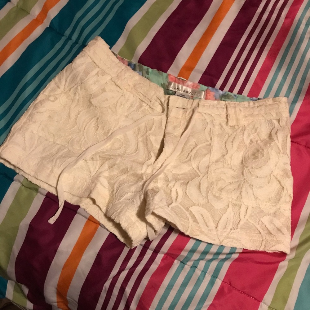 Floral Lace shorts